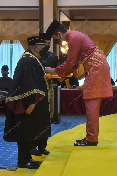 TENGKU HASSANAL IBRAHIM ALAM SHAH AL-SULTAN ABDULLAH