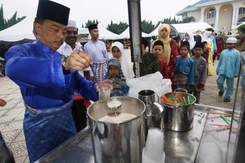TENGKU ABDULLAH SULTAN AHMAD SHAH