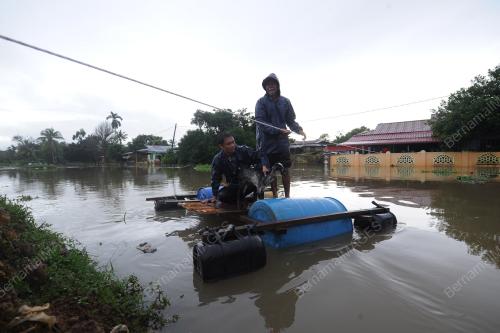 PH08_17122014_BANJIR