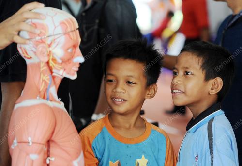 PH08_18042014_RAIS_AKAR_BUDI