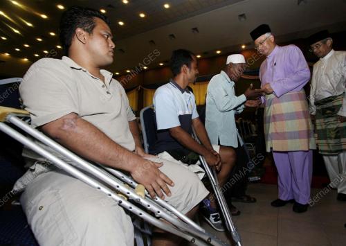 MOHD NAJIB TUN ABDUL RAZAK