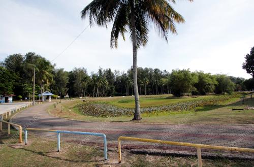 TAMAN GELORA TUTUP