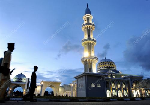 SULTAN AHMAD SHAH