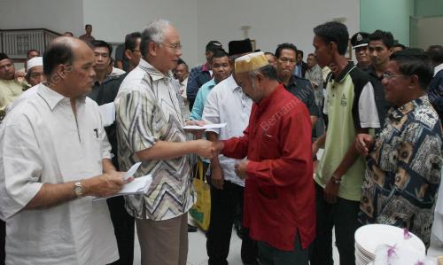 MOHD NAJIB TUN ABDUL RAZAK