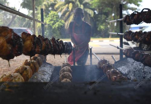 AYAM GOLEK MADU BUNOHAN