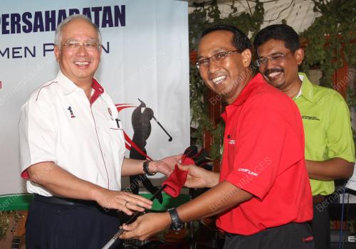 DATUK SERI MOHD NAJIB TUN ABDUL RAZAK