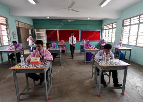 PEMBUKAAN SEKOLAH