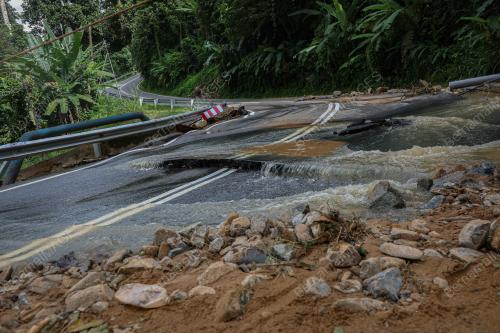 BANJIR PUING