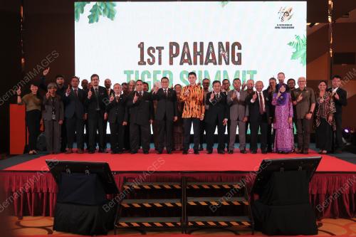 TENGKU HASSANAL IBRAHIM ALAM SHAH AL SULTAN ABDULLAH