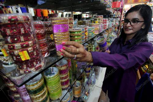 PH08_28102018_DEEPAVALI
