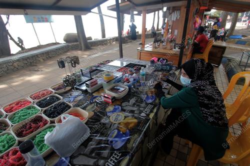 TINJAUAN SUASANA LENGANG CUTI UMUM