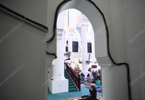 TENGKU HASSANAL IBRAHIM ALAM SHAH AL-SULTAN ABDULLAH