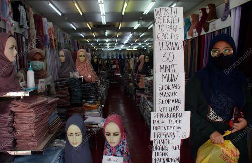 MEMATUHI PROSEDUR OPERASI STANDARD
