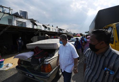 DATUK SAIFUDDIN ABDULLAH