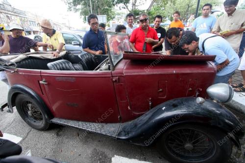 KERETA KLASIK