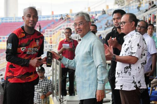 YANG DI-PERTUAN AGONG