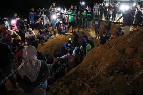 JENAZAH MANGSA TRAGEDI KEPALA AIR