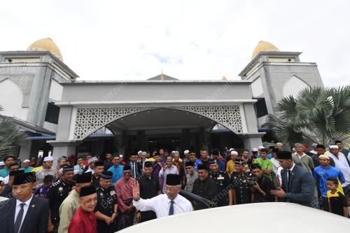 AL-SULTAN ABDULLAH RI'AYATUDDIN AL-MUSTAFA BILLAH
