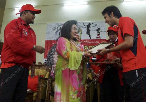 ROSMAH MANSOR