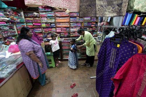 MENJELANG DEEPAVALI