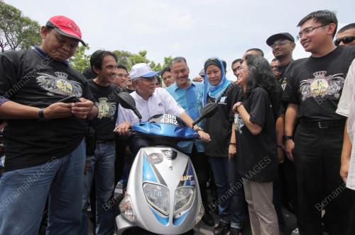 DATUK SERI MOHD NAJIB TUN RAZAK