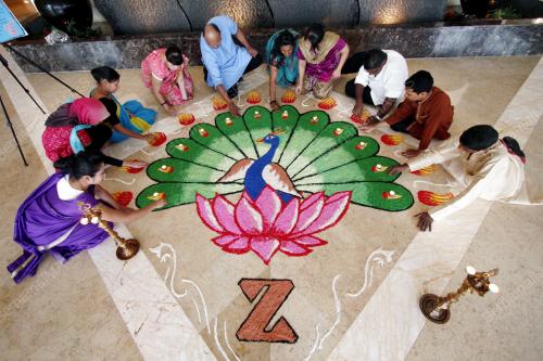PH09_09112012_DEEPAVALI