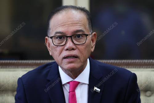DATUK SERI WAN ROSDY WAN ISMAIL