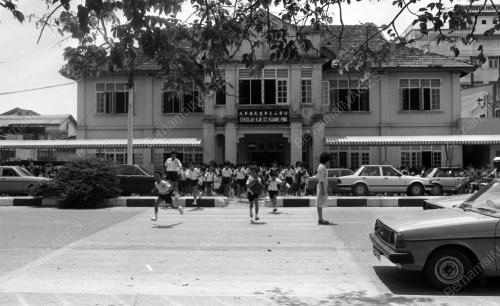 PH09_12032015_SEKOLAH