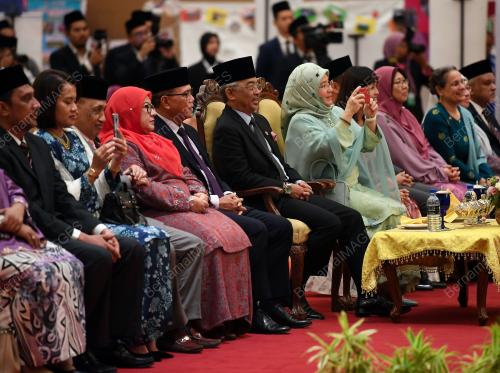 PH09_14102019_AGONG_BN201910114072