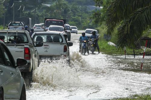 JALAN DINAIKI AIR