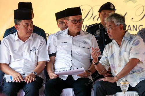 AL-SULTAN ABDULLAH RI'AYATUDDIN AL-MUSTAFA BILLAH SHAH