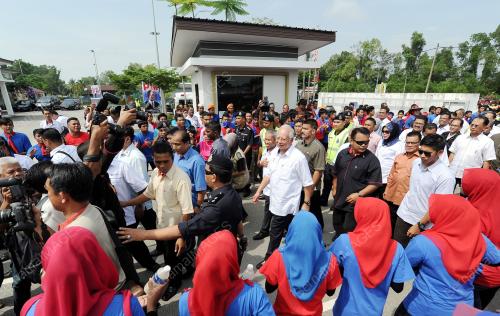 PH09_17052014_PM_KOMUNITI