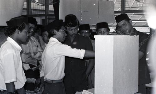 TENGKU ABDULLAH