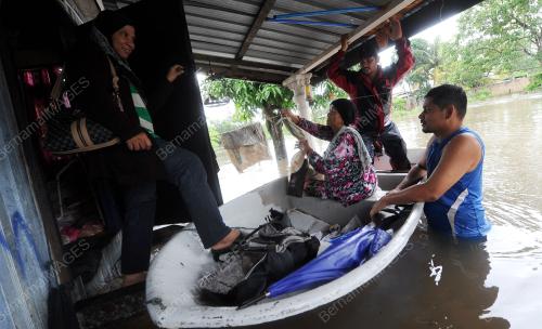 PH09_18122014_BANJIR
