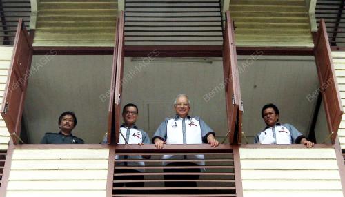 MOHD NAJIB TUN ABDUL RAZAK