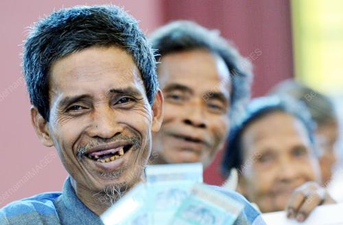 DUIT RAYA