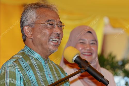 AL-SULTAN ABDULLAH RI'AYATUDDIN AL-MUSTAFA BILLAH SHAH