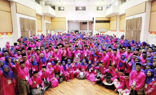 PH09_21082016_UMNO