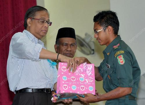 PH09_22022014_ISMAIL