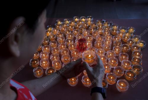 TINJAUAN HARI WESAK 2024