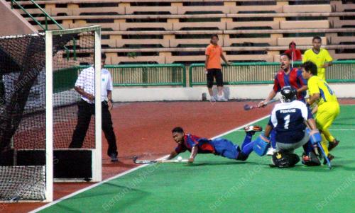 HOKI PIALA RAZAK