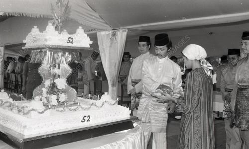 HARI KEPUTERAAN