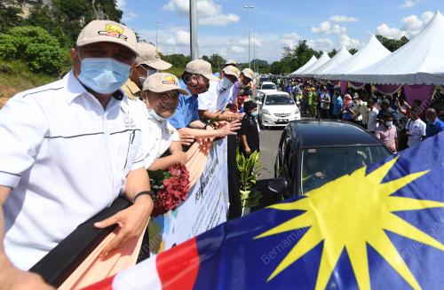 DATUK SERI FADILLAH YUSOF