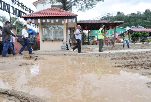PH09_26102013_BANJIR