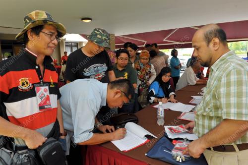 PH09_27092013_ANGGOTA_UMNO