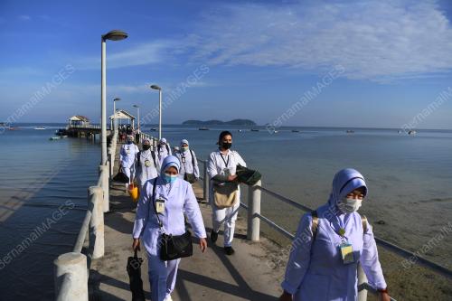 PROGRAM VAKSINASI MASYARAKAT PULAU TIOMAN