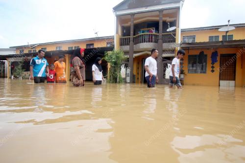 PH09_30012017_BANJIR