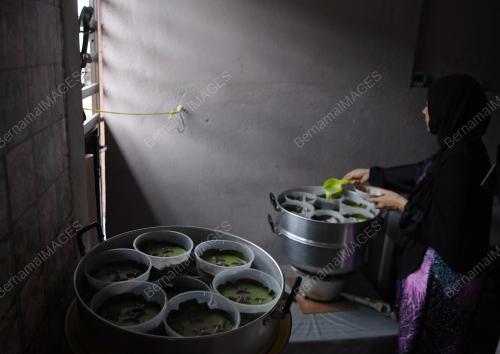 KUIH TIGA BERANAK