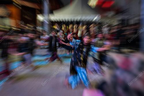 ZON BENAS KENDERAAN