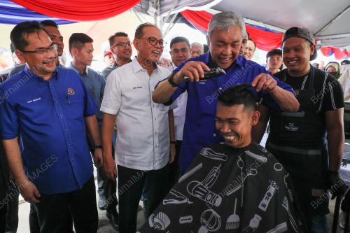 DATUK SERI DR AHMAD ZAHID HAMIDI